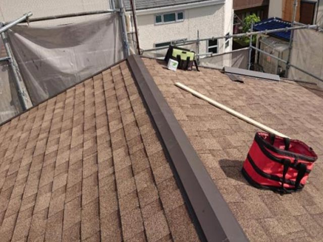 茅ヶ崎市 K様邸 屋根カバー工法・外壁塗装工事 施工中