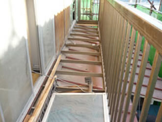 雨漏り修理、屋根修理工事 修理 保険