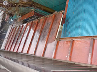 雨漏り修理、屋根修理工事 修理 保険