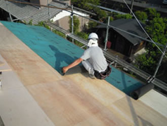 雨漏り修理、屋根修理工事 修理 保険