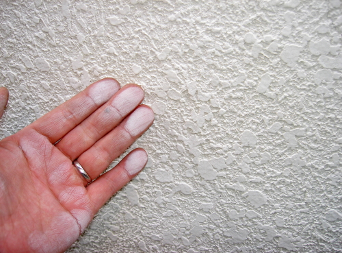 特徴:ラジカル制御系塗料とは?~外壁塗装おすすめプラン