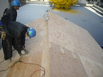 雨漏り修理、屋根修理工事 修理 保険