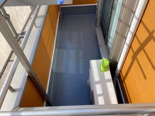 W様邸 外壁・付帯部塗装・バルコニー防水・屋根カバー工事-施工事例・神戸の方にもおすすめ