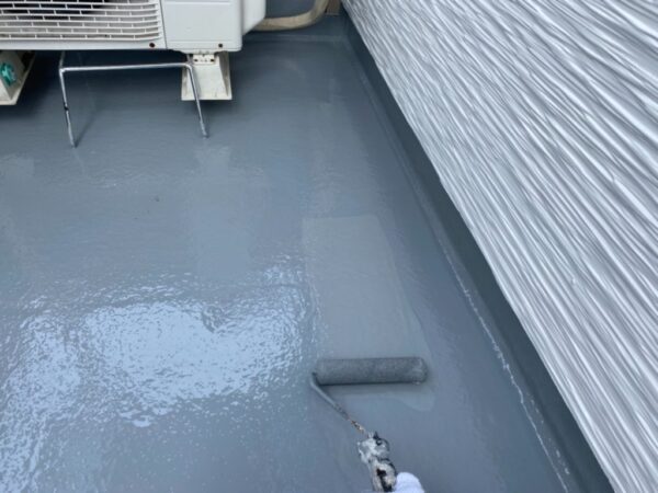 施工中写真 T様邸 外壁・屋根・付帯部塗装・バルコニー防水工事-施工事例・神戸の方にもおすすめ