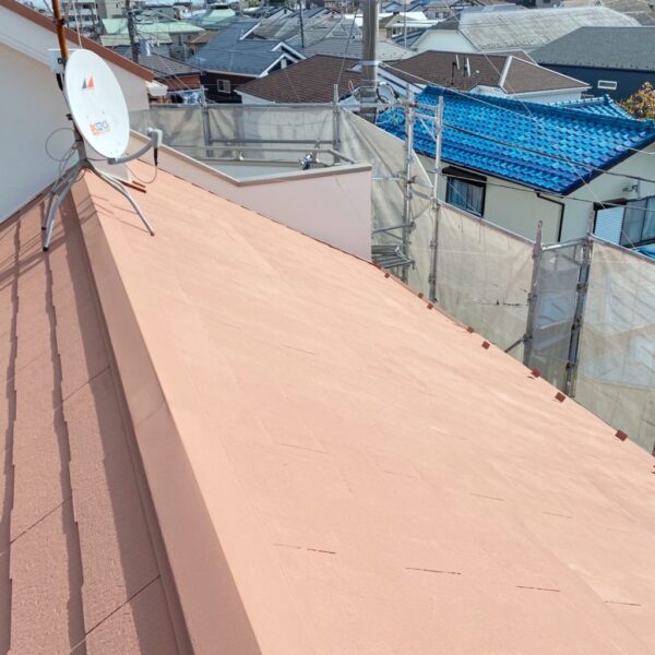 屋根・壁リフォーム 低汚染遮熱塗料で長期間美観を維持します!神戸の方におすすめです!