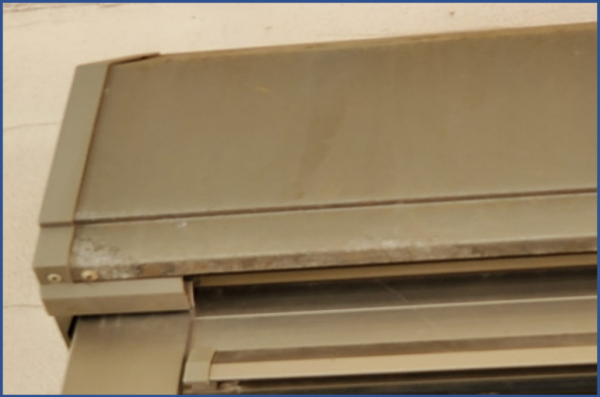 シャッターBOX劣化しています 低汚染遮熱塗料で長期間美観を維持します!神戸の方におすすめです!