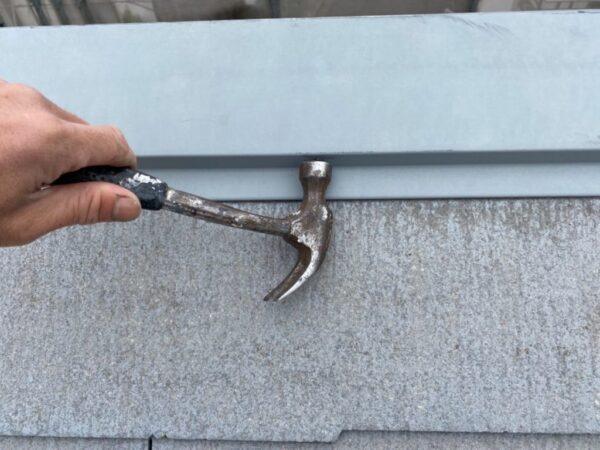 施工中写真 低汚染遮熱塗料で長期間美観を維持します!神戸の方におすすめです!