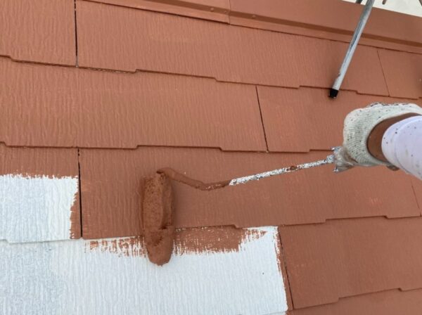 施工中写真 低汚染遮熱塗料で長期間美観を維持します!神戸の方におすすめです!