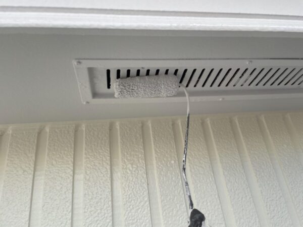 施工中写真 A様邸 外壁・屋根・付帯部塗装・バルコニー防水工事-施工事例・神戸の方にもおすすめ