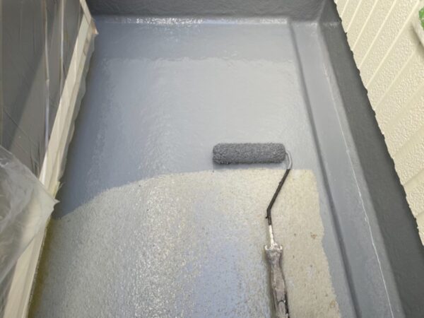 施工中写真 A様邸 外壁・屋根・付帯部塗装・バルコニー防水工事-施工事例・神戸の方にもおすすめ