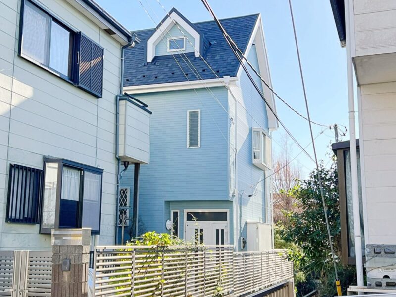 O様邸 外壁・付帯部塗装・バルコニー防水・屋根カバー工法-施工事例・神戸の方にもおすすめ