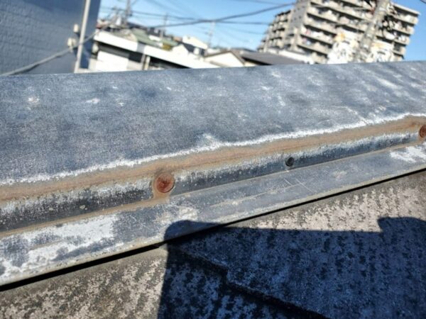 屋根板金錆が発生しています