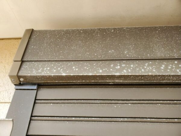 シャッターBOX錆が発生しています