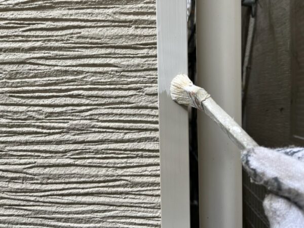 Y様邸 外壁・屋根・付帯部塗装バルコニー防水工事-施工中写真