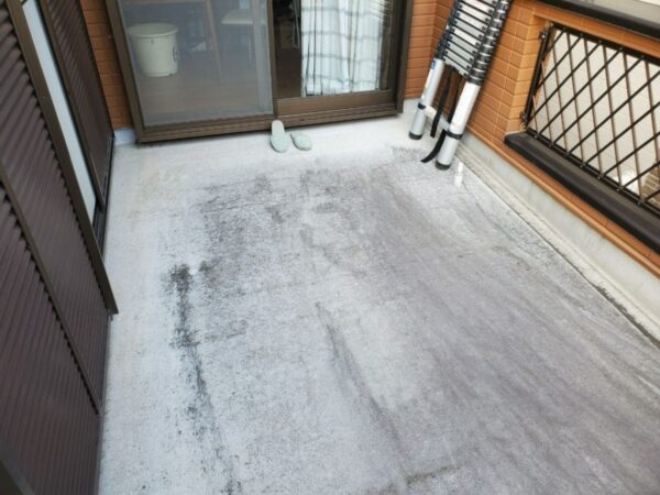 M様邸 外壁・屋根・付帯部塗装・バルコニー防水工事-施工前